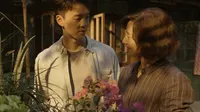 Cena do episódio 1 de O Último Adeus à Mamãe