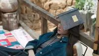 Cena do episódio 4 de Meet Yourself