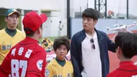 Cena do episódio 11 de Para Sempre Camélia