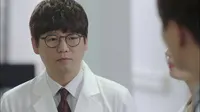 Cena do episódio 16 de Médicos