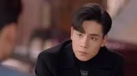 Cena do episódio 2 de My Roommate is a Detective