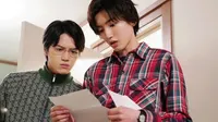 Cena do episódio 2: O caso do assassinato na Ilha da Sereia: Parte 1 de Kindaichi: O Jovem Detetive