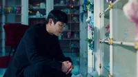 Cena do episódio 12 de O Sacerdote Impetuoso