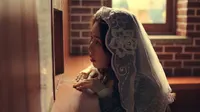 Cena do episódio 2 de O Sacerdote Impetuoso