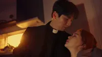 Cena do episódio 24 de O Sacerdote Impetuoso