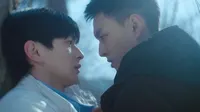 Cena do episódio 7: O amor é como uma arma, uma força poderosa de O Azul da Juventude