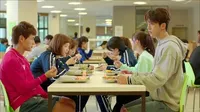 Cena do episódio 4: Que Linda Presilha. Fica Bem em Você de A Fada do Levantamento de Peso, Kim Bok-Joo