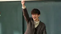 Cena do episódio 6 de Os Refens do Professor Hiiragi