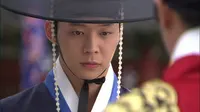 Cena do episódio 2 de Escândalo em Sungkyunkwan