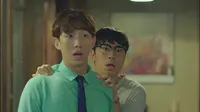 Cena do episódio 12: From Now On, I Summon Myself de W - Dois Mundos