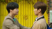 Cena do episódio 21 de Love with Flaws