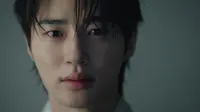 Cena do episódio 8 de A Coroa Perfeita