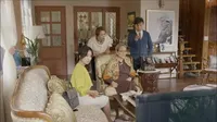Cena do episódio 7: Perhaps Love de O Rei das Compras Louis
