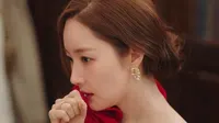 Cena do episódio 4: Ghost Castle de A Rainha dos Golpes