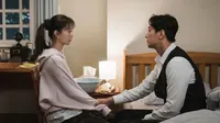 Cena do episódio 5: Moving In Together de Amando o Inimigo