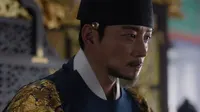 Cena do episódio 8 de A Rainha Que Coroa