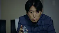 Cena do episódio 9: Becoming the Monster de Through the Darkness