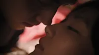 Cena do episódio 18 de História de Amor nos Anos 1970