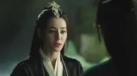 Cena do episódio 6 de O Murmúrio Azul