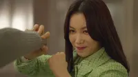 Cena do episódio 3: Caras legais ganham passe, os maus passam fora de Love to Hate You