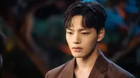 Cena do episódio 12 de Hotel del Luna