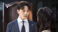 Cena do episódio 4 de Hotel del Luna