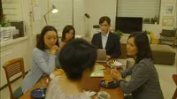 Cena do episódio 8 de Blues de Madrasta e Enteada