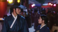 Cena do episódio 9 de Secret Royal Inspector & Joy