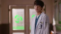 Cena do episódio 8 de Dr. Romântico