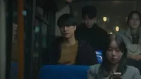 Cena do episódio 8: Típico e Comum de Doona!