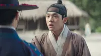 Cena do episódio 9 de Papel de Rainha