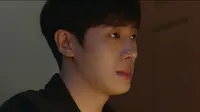 Cena do episódio 14 de School 2021
