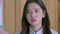 Cena do episódio 3 de School 2021