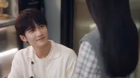Cena do episódio 11 de Love Me, Love My Voice