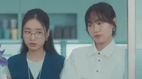 Cena do episódio 4: O Cartão Exclusivo de Beijo Explosivo