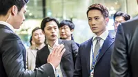 Cena do episódio 2 de Defendant