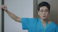 Cena do episódio 9 de Hospital Playlist
