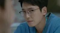 Cena do episódio 4 de Hospital Playlist
