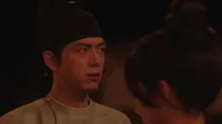 Cena do episódio 22: Senteced to Slavery de O Florescer da Peônia