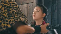 Cena do episódio 12: The Confession de The Romance of Tiger and Rose
