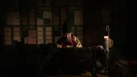 Cena do episódio 17 de Uma Árvore de Raízes Profundas