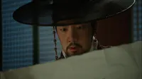 Cena do episódio 7 de Uma Árvore de Raízes Profundas