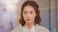 Cena do episódio 11: My Girlfriend Is An Alien de Menina de Planeta Alienígena Chai Xiaoqi