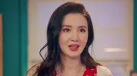 Cena do episódio 13: My Girlfriend Is An Alien de Menina de Planeta Alienígena Chai Xiaoqi