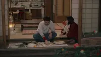 Cena do episódio 7: Dificuldades de Makanai: Cozinhando para A Casa Maiko