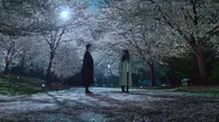 Cena do episódio 13: A Safe Harbor for the Soul de Amor Entre Linhas