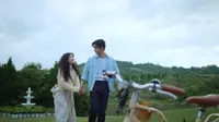 Cena do episódio 21: A Key Insider de Amor Entre Linhas