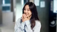 Cena do episódio 1 de O Romance da Meia-noite em Hagwon