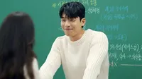 Cena do episódio 8 de O Romance da Meia-noite em Hagwon