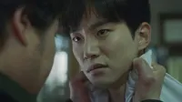 Cena do episódio 6 de Confissão